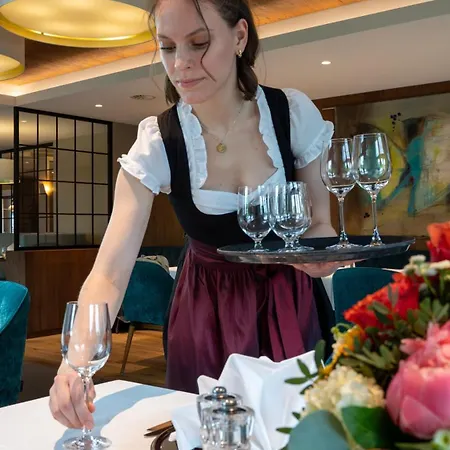 Michels Wellness- & Wohlfuehlhotel Schalkenmehren