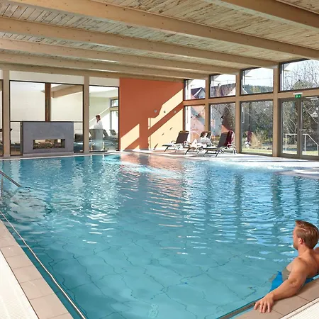 Michels Wellness- & Wohlfuehlhotel 4* Schalkenmehren