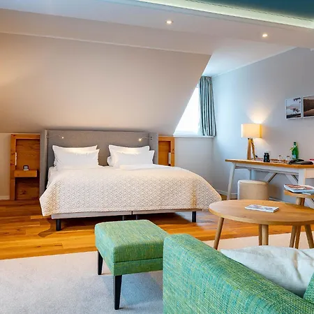 Michels Wellness- & Wohlfuehlhotel 4* Schalkenmehren