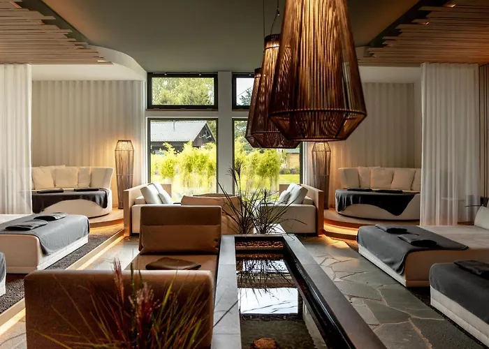 Michels Wellness- & Wohlfuehlhotel 4* Schalkenmehren