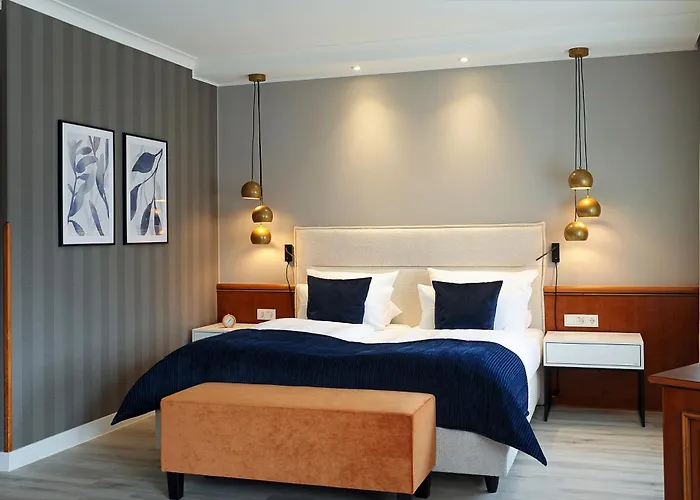 Michels Wellness- & Wohlfuehlhotel 4* Schalkenmehren